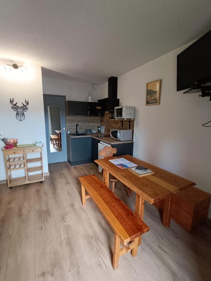Appartement Ideal Pour Famille 莱桑格勒 外观 照片